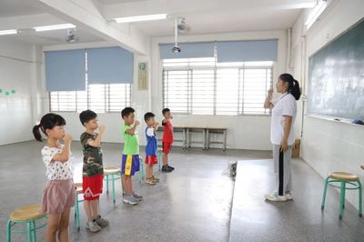 中堂“暑假校內托管服務”正式開班，解決“看護難”問題